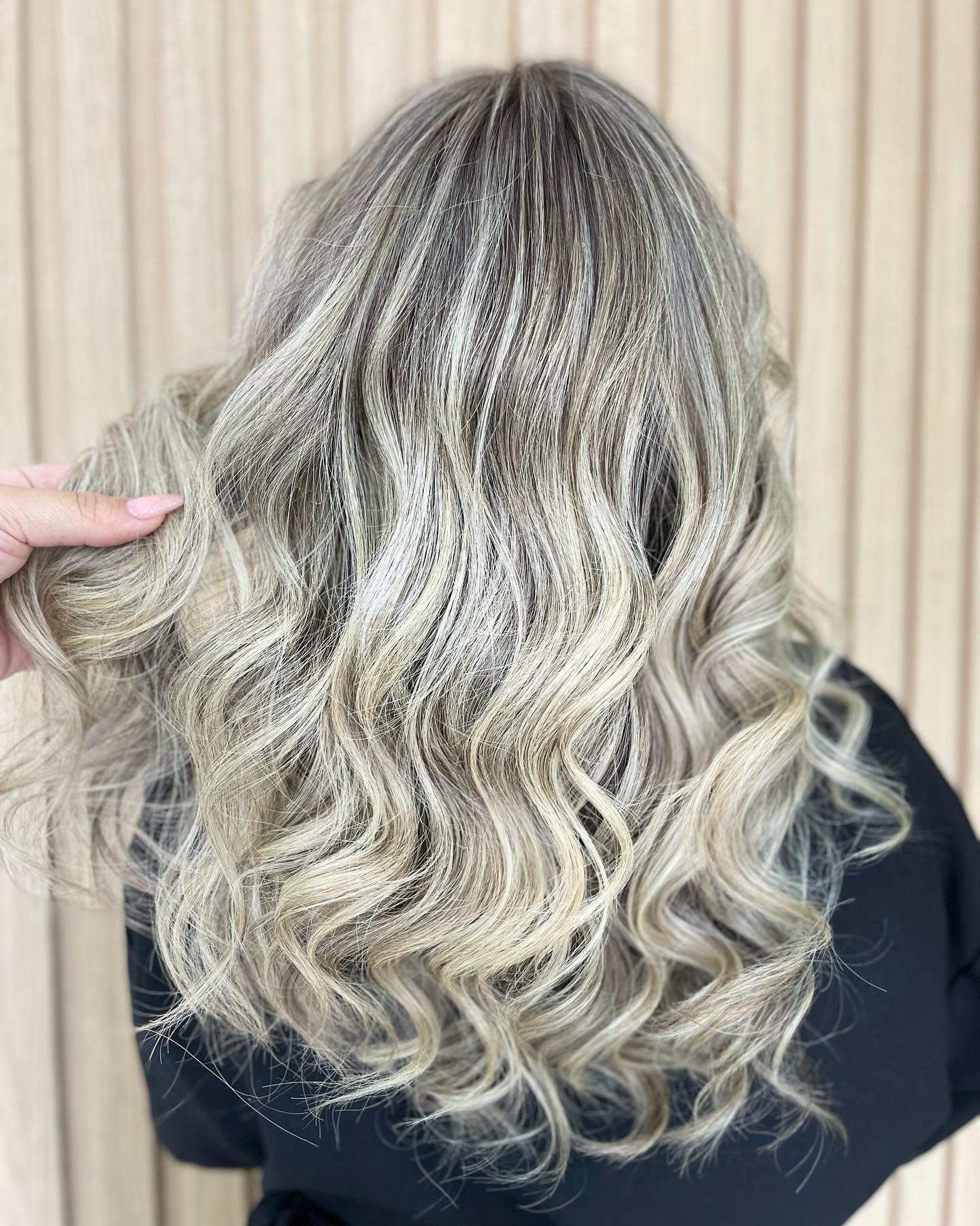 Cabelo Loiro Riviera personalizado